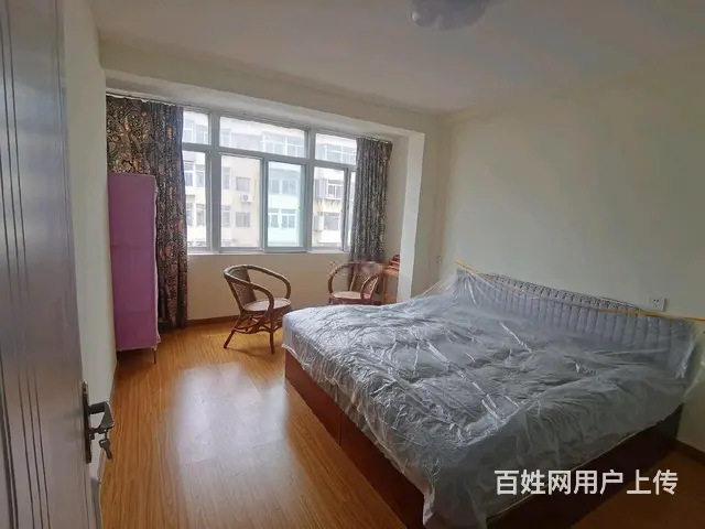 桃花街华茂小区精装三室一厅出租2000 - 图片 3