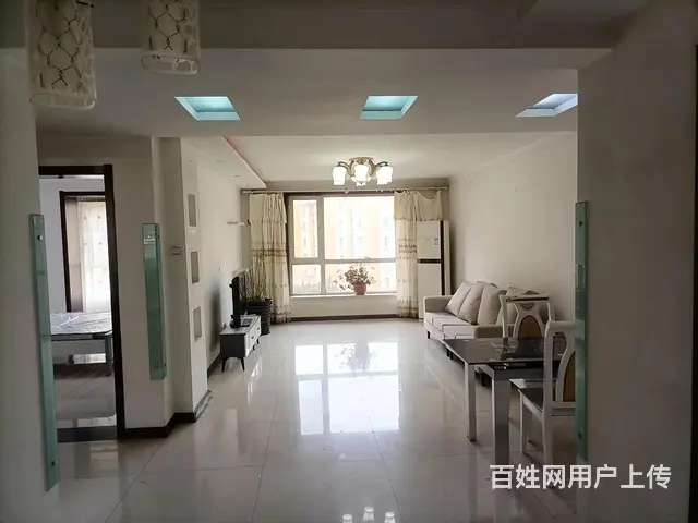 世极城堡世纪3楼92平空调家电齐全2室2厅干净敞亮出租 - 图片 1