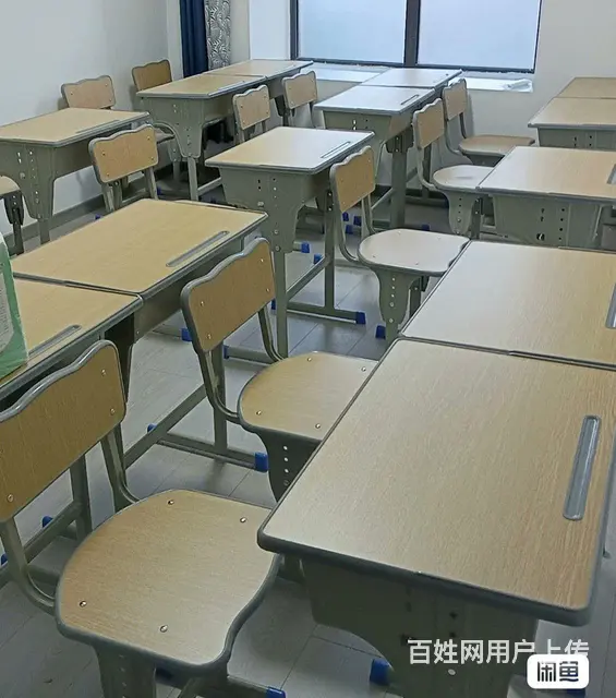 学校同款课桌椅家用学习写字桌椅可升降 - 图片 1