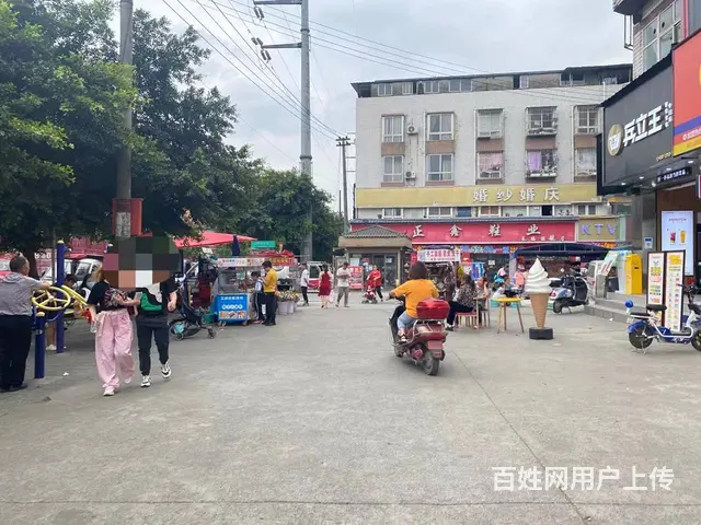XSY） 购物广场盈利内衣服装店转让 - 图片 4