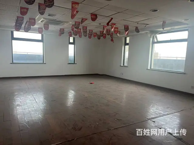 美城广场450   900平精装办公房    朝南 - 图片 1