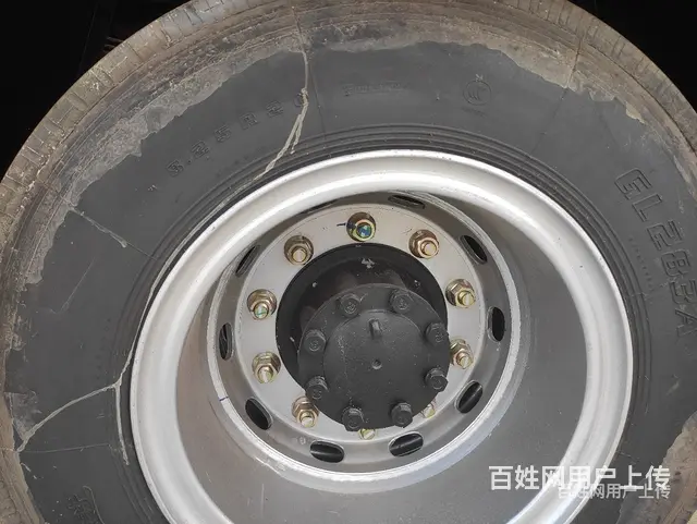 国六湖北大运拉18吨平板车拖车多少钱 - 图片 8