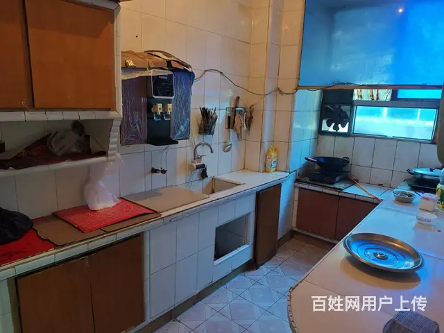 上高步行街旁中装三房无暗房间有地下室近时代广场和紫金广场 - 图片 10