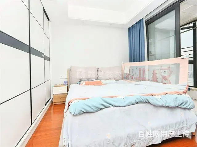 地铁5号线，三开间朝南大三房，户型方正，南北通透， - 图片 7