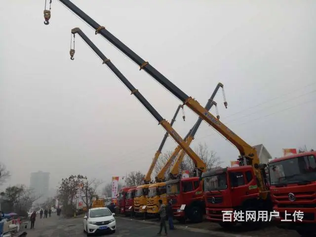 单桥8吨徐工随车吊 双联泵，加长臂，超高配置 - 图片 2