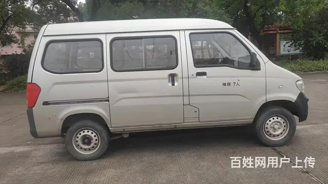 五菱之光面包车 - 图片 5