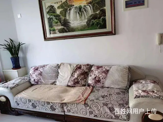 出租出卖北国明珠2楼72平卖22万租一年12000元精装家具 - 图片 1