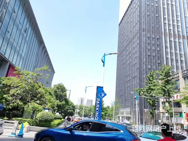 XSY成都批发重地荷花池年Z几十万美妆店带生意低价出售 - 图片 5