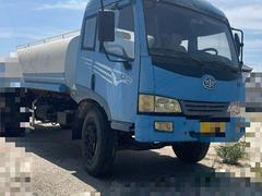 解放赛龙13吨洒水车出售2.5万
