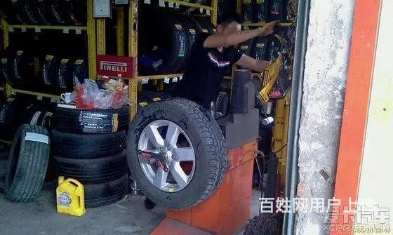 小李专业补胎24小时，修车移动查询 - 图片