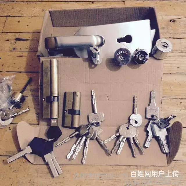15分钟到 市政府 大诚苑 水木年华附近开锁换锁 - 图片 1
