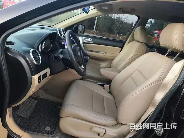 长城 哈弗H6 2012款 1.5T 手动 两驱精英版 - 图片 8