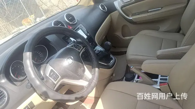 长城 哈弗H6 2011款 2.0 手动 两驱都市版 - 图片 8