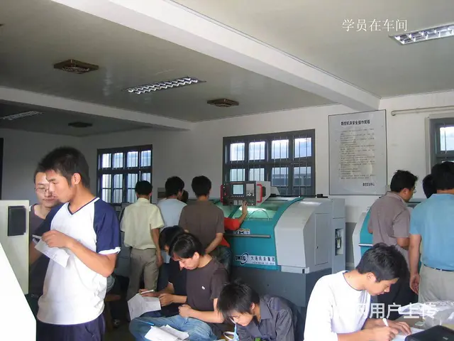 亭湖哪里有学叉车怎么收费来盐城东方教育培训 - 图片 5