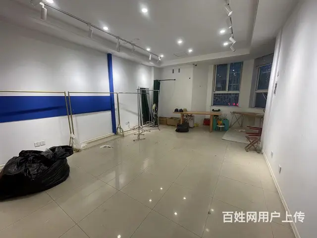 张店区明清街营业中服装店整体出 - 图片 8