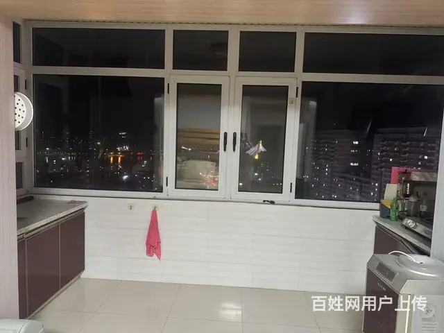 出租文星佳苑24楼，60平，一室一厅一厨一卫，洗衣机，冰箱， - 图片 3
