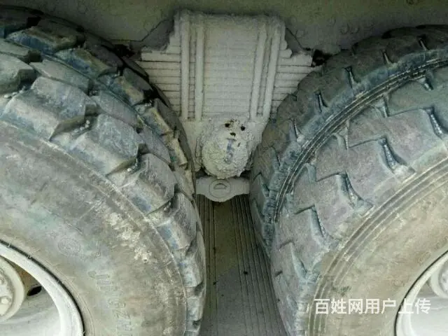 多台霸龙工程车 - 图片 3