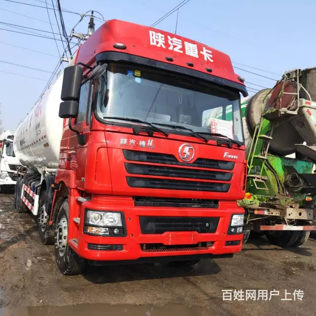 转让19年二手德龙水泥罐车 大罐52方  前四后八 - 图片 1