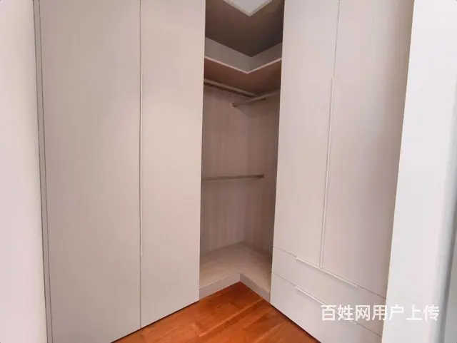 押一付一 湖景大平层标准五房，超大厅一览太湖美景。配套生态。 - 图片 8