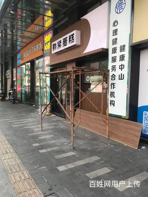 户外立牌道路指示牌导向牌方向牌,大型高炮广告灯箱 - 图片 2