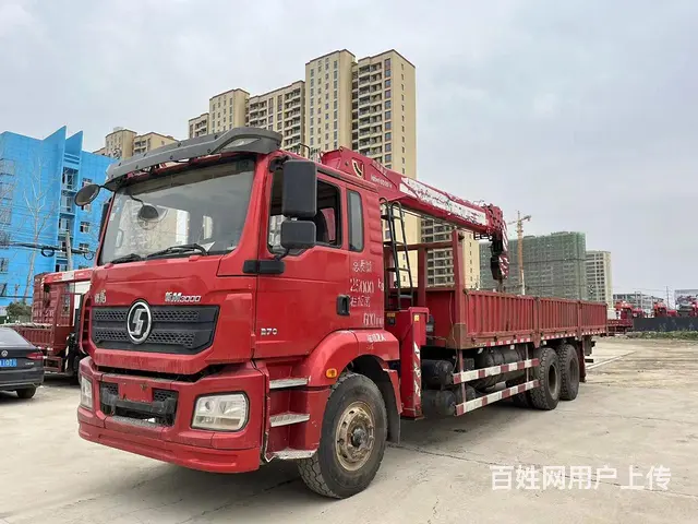 后八轮随车吊 - 图片