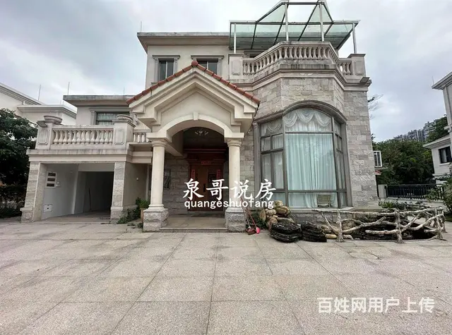 业主只租广东本地人 外地人一律不租 中空厅五个套房 - 图片 1