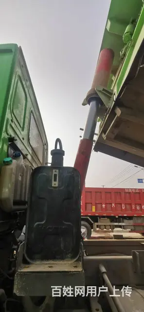 19年二手豪沃渣土车6.8米环保大箱380马力 - 图片 5