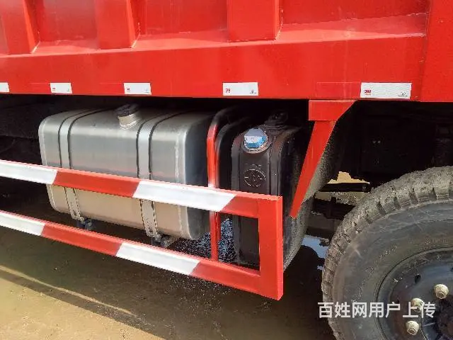 红岩国四压库重型前四后八自卸车 - 图片 3