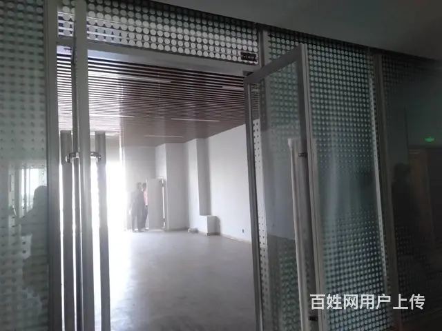 (51旺铺推荐）国兴美园路雅居乐B座八楼94平办公室出租 - 图片 6