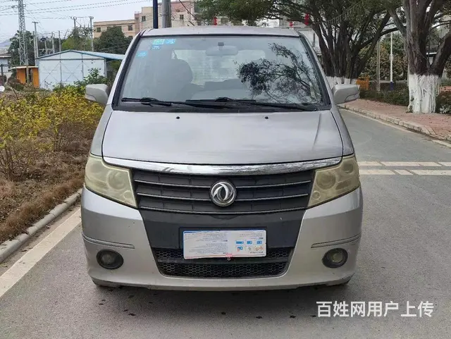 东风帅客7座大面包车 - 图片 1