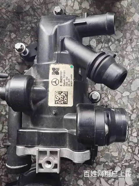 奔驰264920发动机涡轮增压器 中冷器节温器 进 - 图片 1
