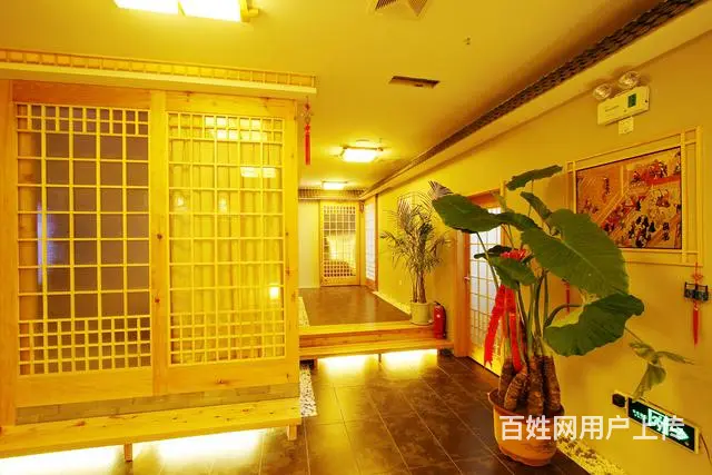 招大龄女服务员三四千块钱 - 图片 2