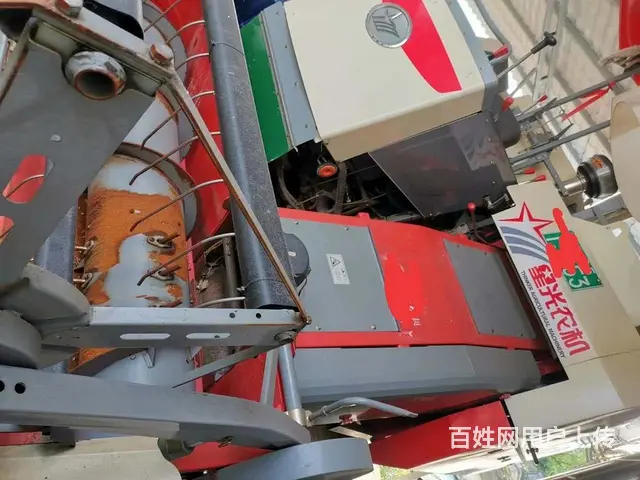 19年星光收割机，,几十小时车，价格便宜 - 图片 3