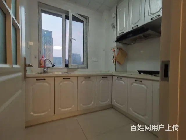 拎包入住，交通方便，10分钟步行白塔河路地铁站 - 图片 5