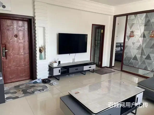 怡安小区5楼，婚装84.7平方，3室1厅 - 图片