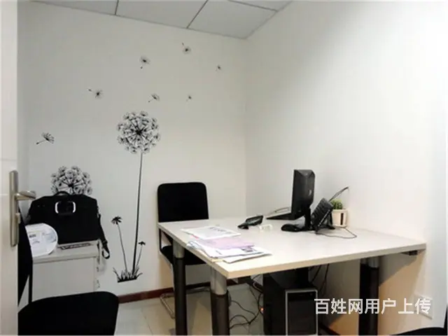 靠窗小面积办公室，物业招商，条件灵活价格可谈，三月起租! - 图片 1