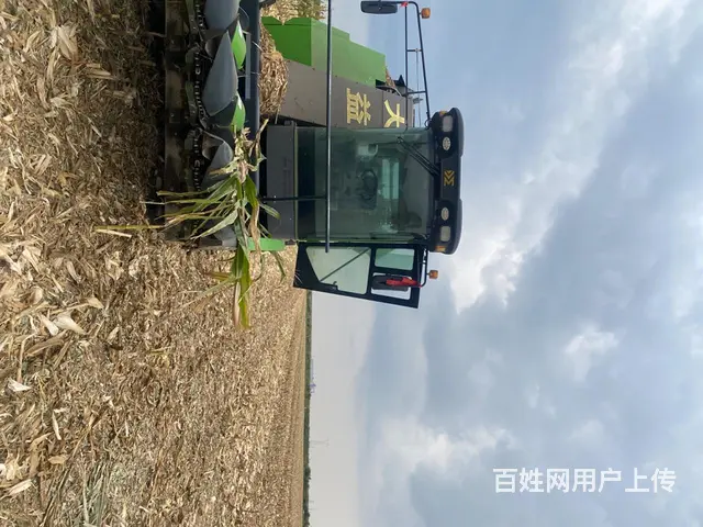 出售2023大益玉米收割机四驱液压行走5拢550 - 图片 1
