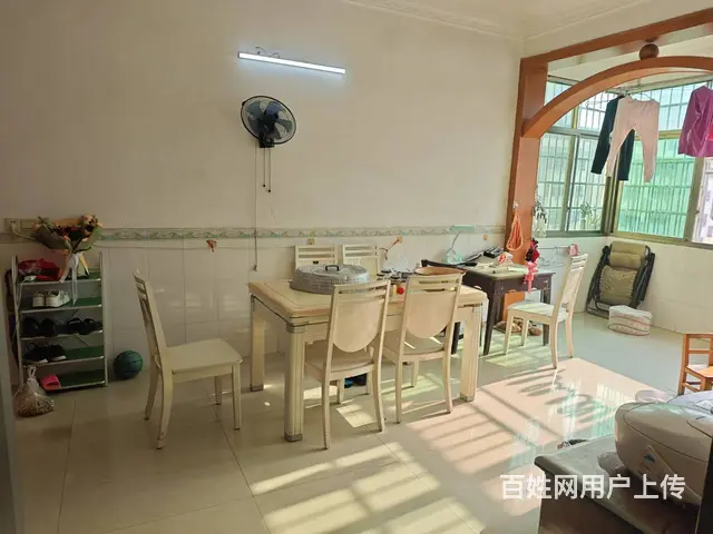 上高希尔顿旁中层普装三房地下室7平南北通商品房可按揭急售 - 图片 4