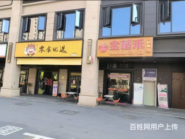 （老板本人）吾悦广场旁火爆美食街餐馆优价转让  6135 - 图片 2