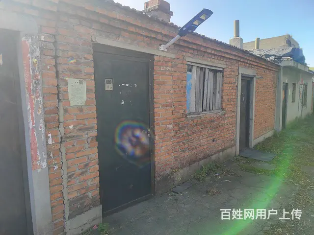 新一复式楼出租 - 图片 1