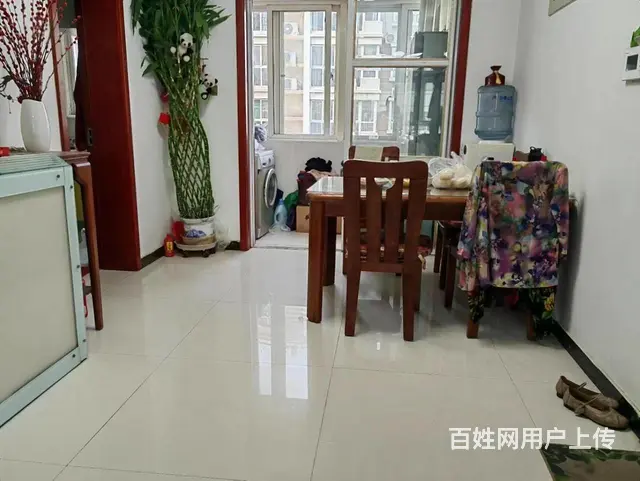 凯旋城精装3楼 三室两厅两卫，带车库车位 85万可贷款 - 图片 3