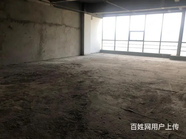 顶楼带6个露台 每个办公室都有露台 视野开阔带花园可随时看房 - 图片 11