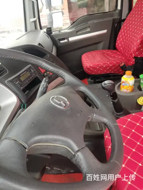 17年二手德龙水泥罐车 后八轮 300马力潍柴动力 - 图片 5