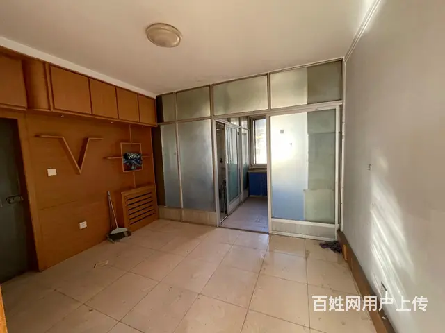 朝柴家属院5楼64平，两室一厅，简单装修，小税10万 - 图片 5