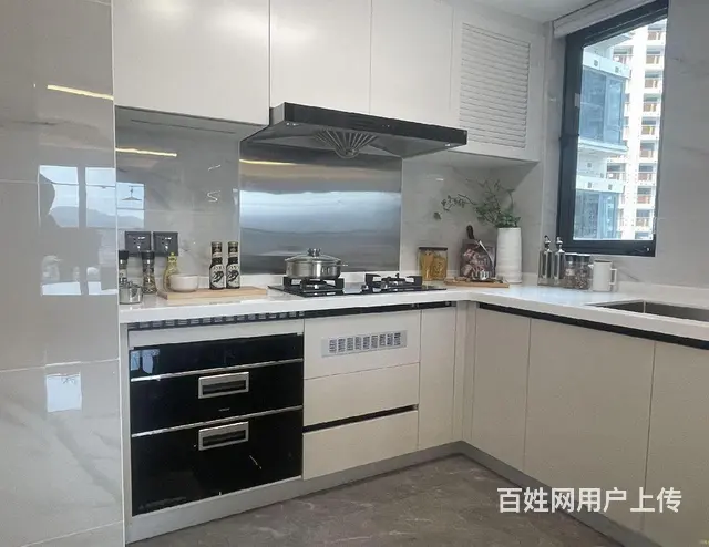 珠海唐家高新区  仁恒滨海湾 中山公园旁 新房现楼 - 图片 1
