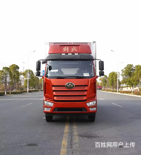 国六解放6米8白条猪运输冷藏车多少钱一公里运价 - 图片 3