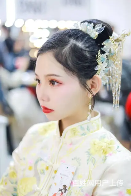 学化妆求高薪工作？来百美汇学习彩妆 - 图片 3