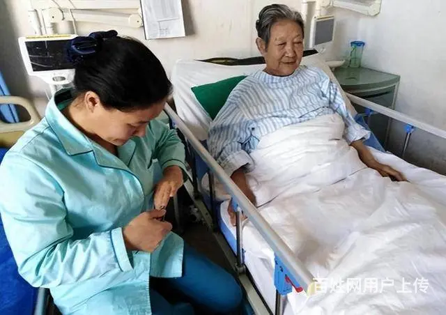 梁山护工陪护服务梁山医院护工陪护梁山贵和家政护工员 - 图片 1
