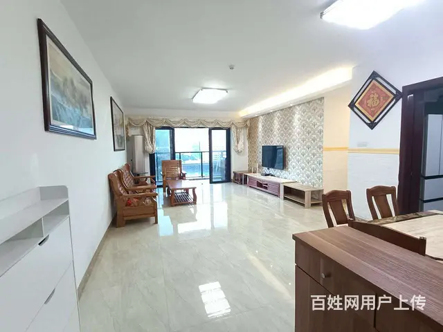 拱北关口恒虹世纪广场电梯精装3房2厅出租，租价5000。 - 图片 4