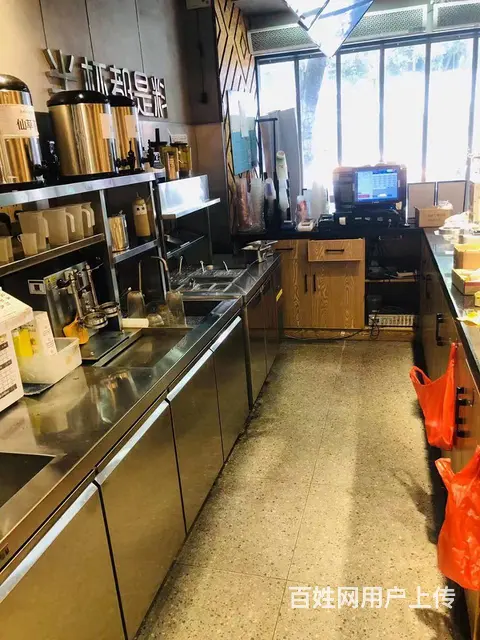 可整转！可空转！万秀区文澜路70平品牌奶茶店转让 - 图片 5